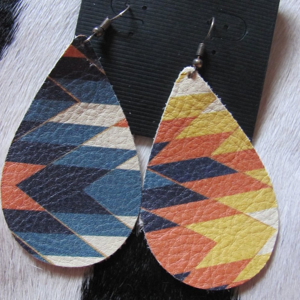 GENUINE LEATHER AZTEC PRINT EARRINGS